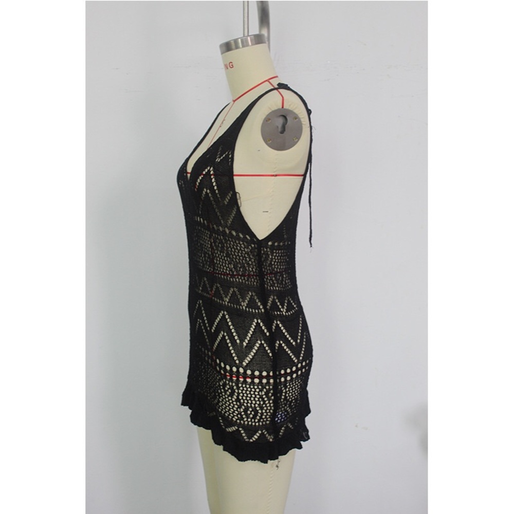 Dress - Picture 5 of 7